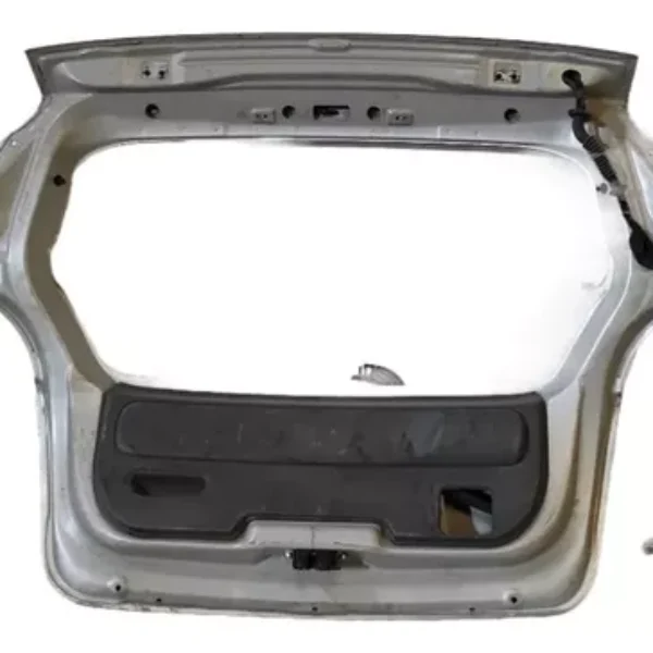 Tapa Cajuela Chevrolet Spark 2012 – 2016 Detalles # 84