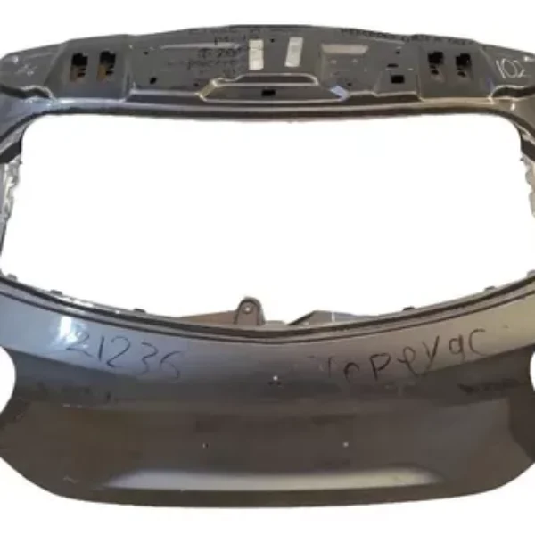 Tapa Cajuela Mercedes Benz Clase A200 2012 – 2014 #102
